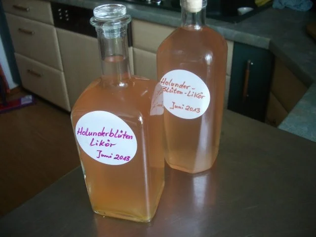 Holunderblütenlikör - Rezept