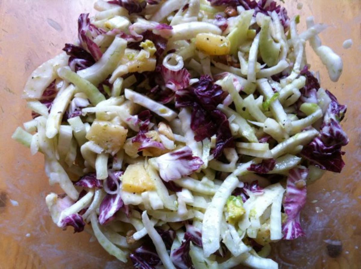 Fenchel-Ananas-Salat mit Radiccio - Rezept