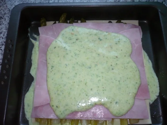 Rezept: Spargellasagne vom grünen und weißen Spargel Bild Nr. 8 Spargellasagne vom grünen und weißen Spargel - Rezept - Bild Nr. 8
