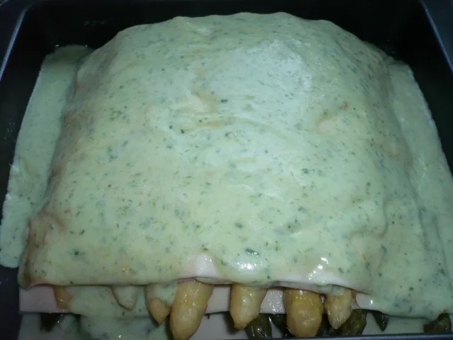 Rezept: Spargellasagne vom grünen und weißen Spargel Bild Nr. 9 Spargellasagne vom grünen und weißen Spargel - Rezept - Bild Nr. 9