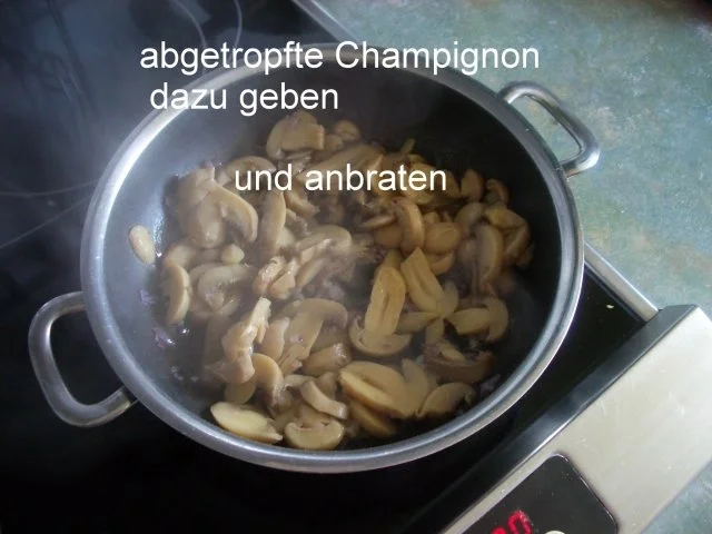 Rezept: Hackbällchen nach Art Stroganoff Bild Nr. 5 Hackbällchen nach Art Stroganoff - Rezept - Bild Nr. 5