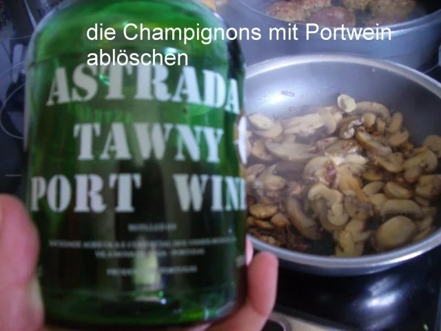 Rezept: Hackbällchen nach Art Stroganoff Bild Nr. 8 Hackbällchen nach Art Stroganoff - Rezept - Bild Nr. 8