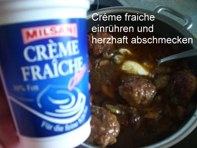 Rezept: Hackbällchen nach Art Stroganoff Bild Nr. 13 Hackbällchen nach Art Stroganoff - Rezept - Bild Nr. 13