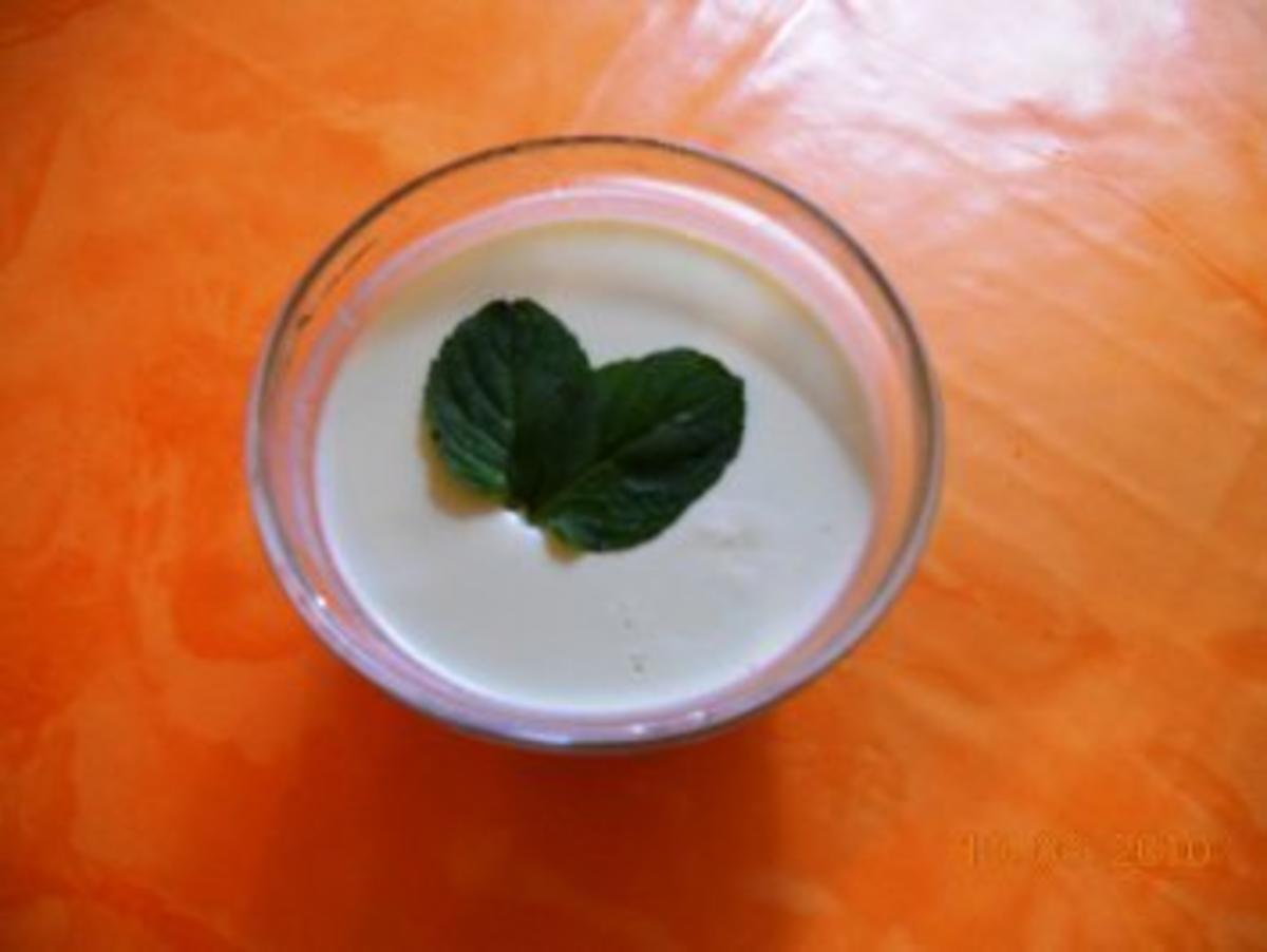 Dessert:Waldmeisterpannacotta - Rezept - Bild Nr. 2
