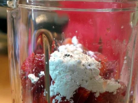 Rezept: Büffelmozzarella und Erdbeeren Bild Nr. 5 Büffelmozzarella und Erdbeeren - Rezept - Bild Nr. 5