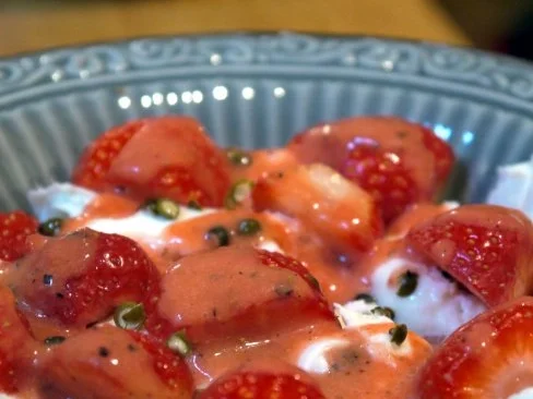 Rezept: Büffelmozzarella und Erdbeeren Bild Nr. 12 Büffelmozzarella und Erdbeeren - Rezept - Bild Nr. 12