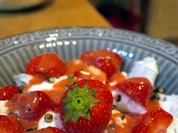Büffelmozzarella und Erdbeeren - Rezept
