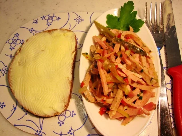 Rezept: Wurschtsalat aus Resten ... Wurschtsalat aus Resten ... - Rezept