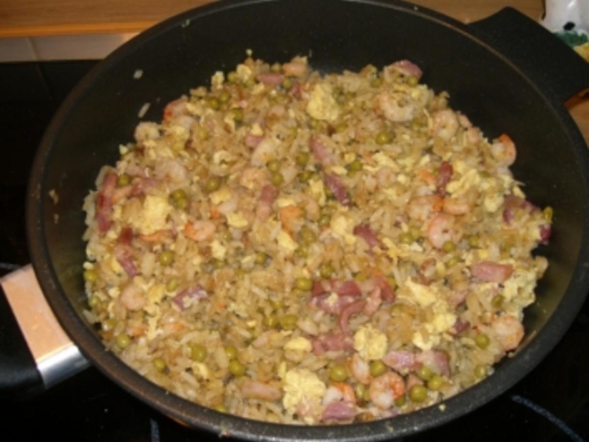 Nasi Goreng Gebratener Reis - schnell &amp; einfach - 178 kcal/100g