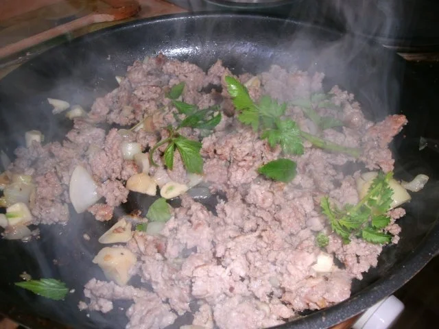 Rezept: Herzhaftes Kartoffelzwiebelpüree mit Hackfleischsoße Bild Nr. 5 Herzhaftes Kartoffelzwiebelpüree mit Hackfleischsoße - Rezept - Bild Nr. 5