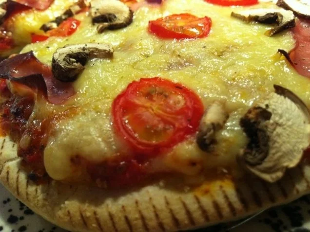 Mini-Pizzen - schnell belegt - Rezept - Bild Nr. 2