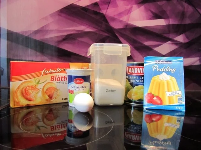 Rezept: Birnen-Blätterteig-Muffins Bild Nr. 2 Birnen-Blätterteig-Muffins - Rezept - Bild Nr. 2