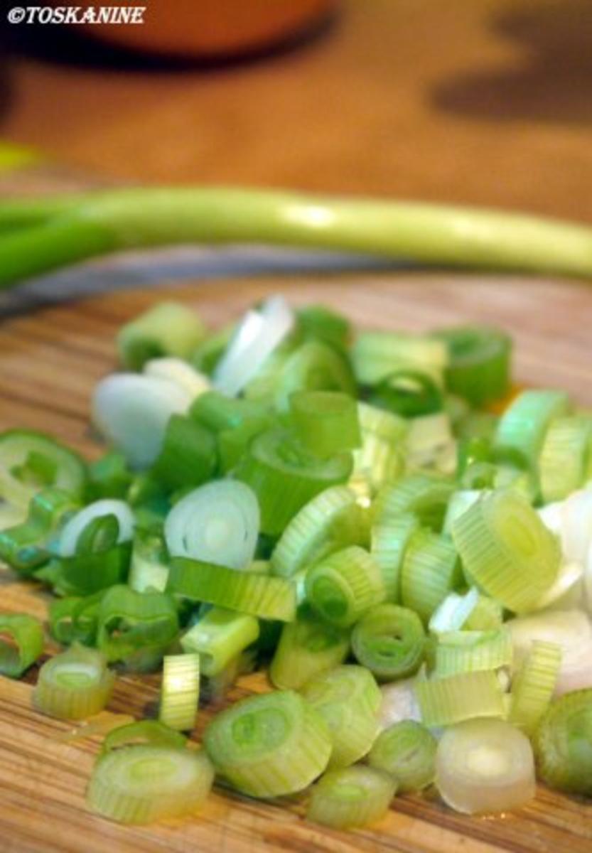 Beluga-Linsen-Salat mit glasierter Geflügelleber - Rezept - Bild Nr. 6
