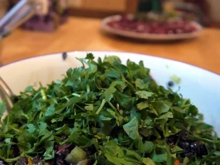 Beluga-Linsen-Salat mit glasierter Geflügelleber - Rezept - Bild Nr. 14