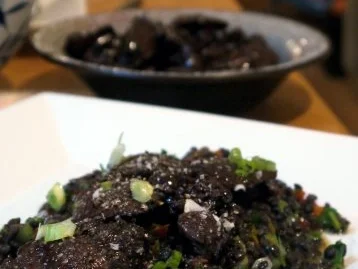 Beluga-Linsen-Salat mit glasierter Geflügelleber - Rezept - Bild Nr. 18