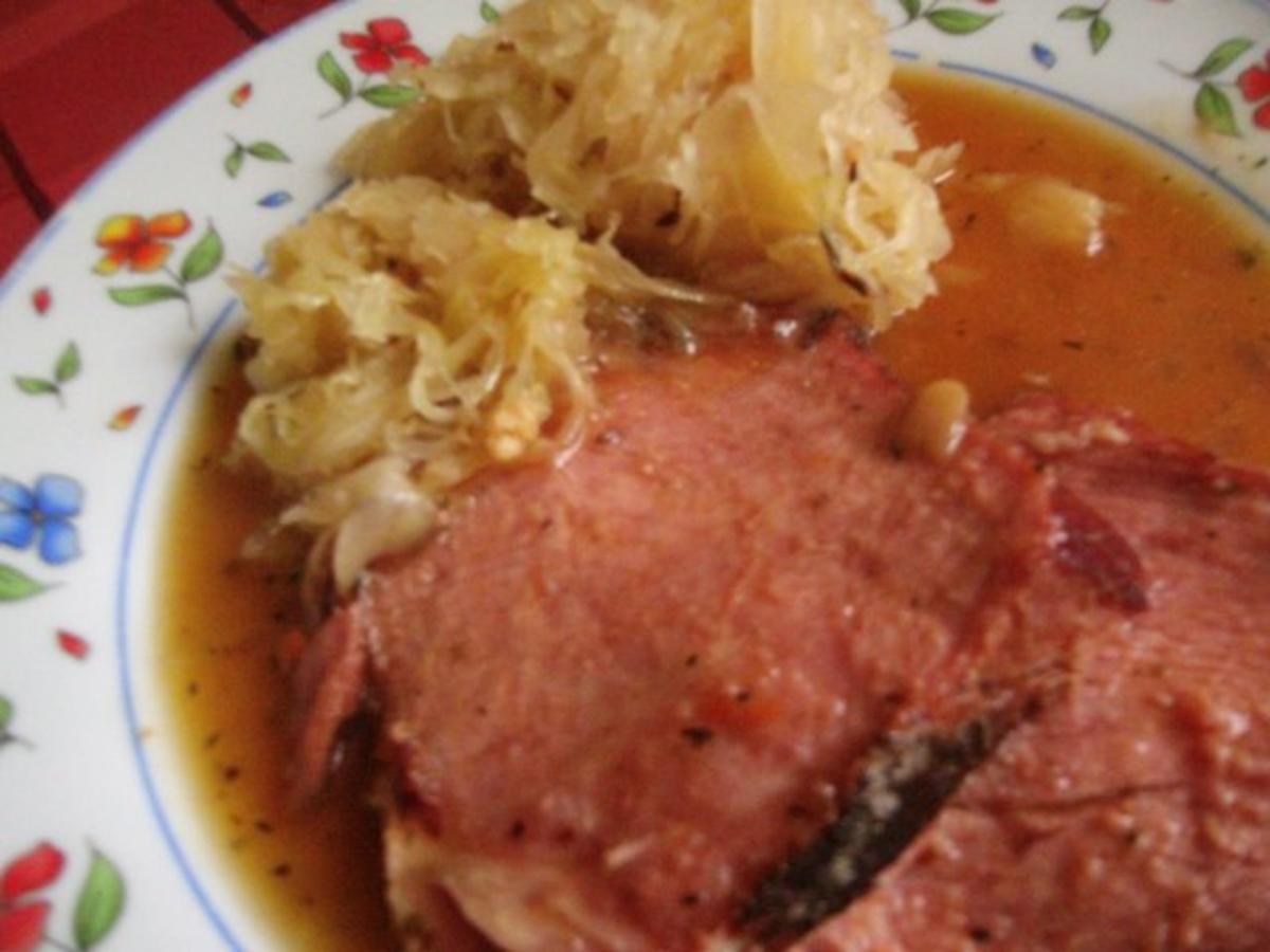 Kasseler mit Sauerkraut - einfach - 31 kcal/100g