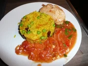 Rezept: Putenrรถllen in Tomaten an Safranreis. Putenrรถllen in Tomaten an Safranreis. - Rezept