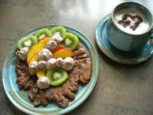 Schoko-Pfannkuchen mit frischen Früchten - Rezept