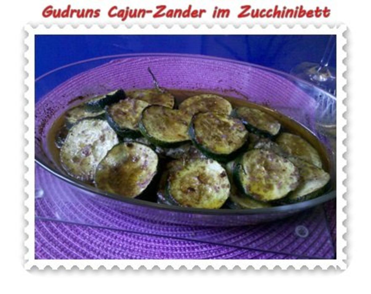 Fisch: Cajun-Zander im Zucchinibett - Rezept