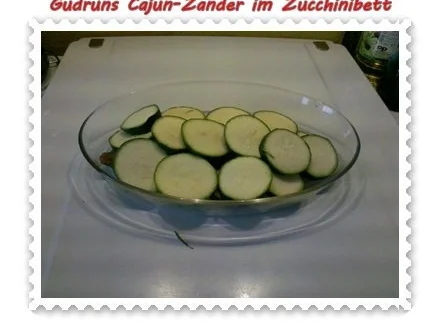 Fisch: Cajun-Zander im Zucchinibett - Rezept - Bild Nr. 7