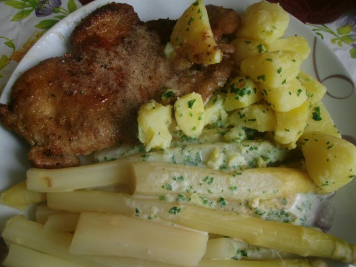 Wiener Schnitzel mit Sahnekartöffelchen und  Spargelgemüse nach Diana´s Art - Rezept - Bild Nr. 9