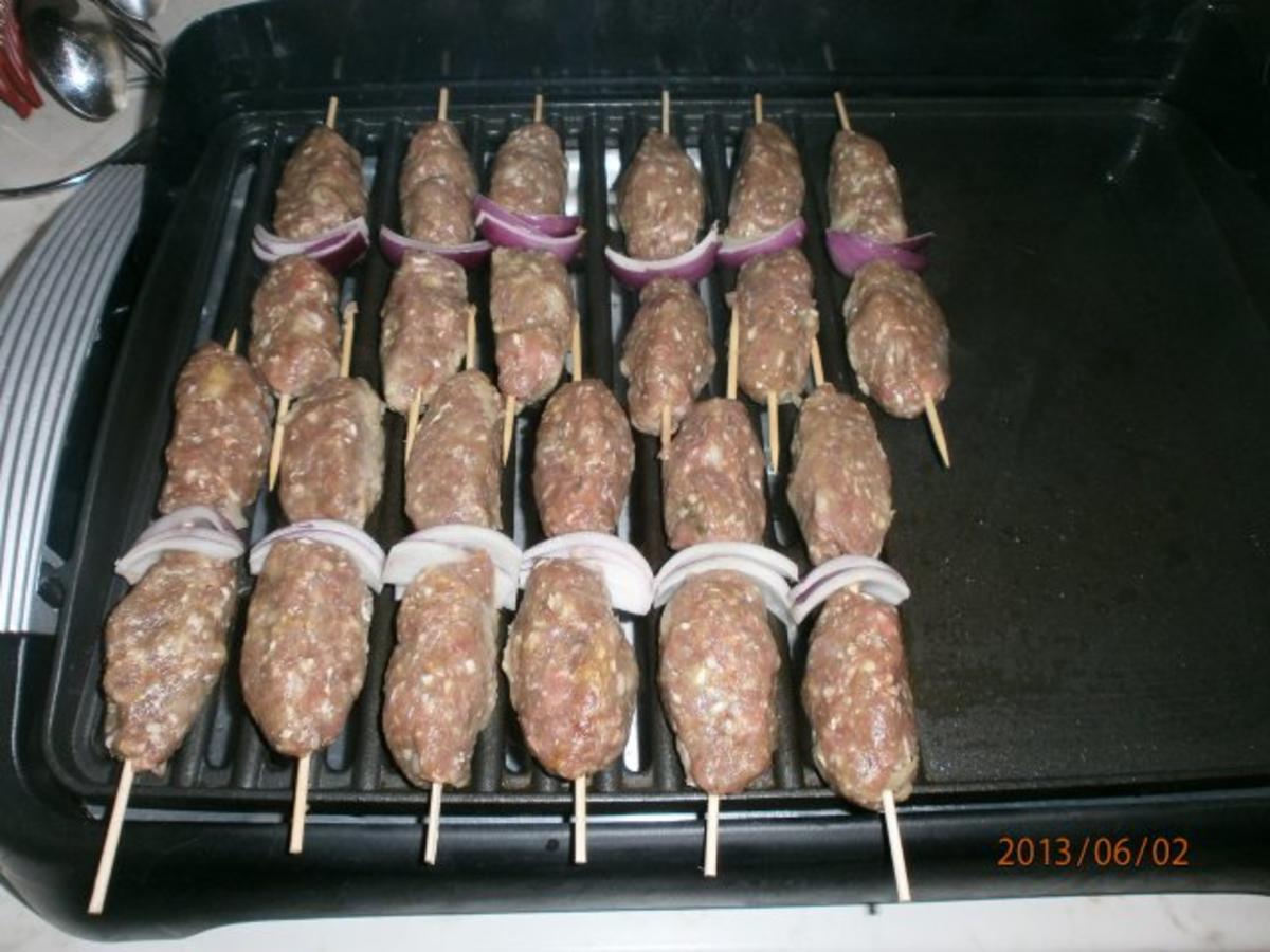 Cevapcici mit gegrilltem Babyspargel - Rezept - Bild Nr. 6