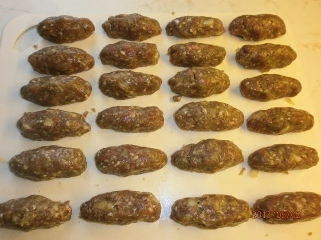 Cevapcici mit gegrilltem Babyspargel - Rezept - Bild Nr. 4