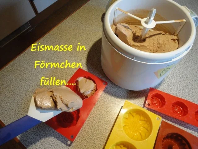 Rezept: Eis: Nutella Sahne Eiscreme Bild Nr. 10 Eis: Nutella Sahne Eiscreme - Rezept - Bild Nr. 10