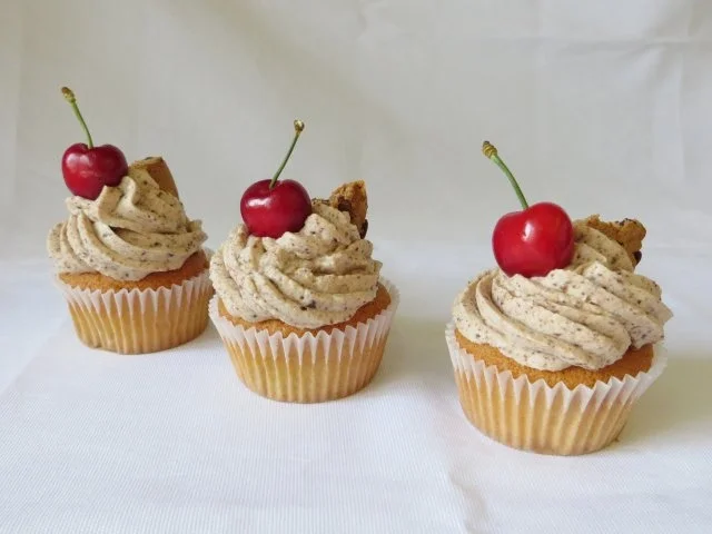 Kirsch-Cookies Cupcakes - Rezept