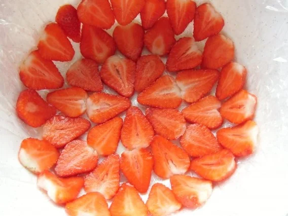 ❤ Erdbeer - Joghurt - Kuppeltorte ❤ - Rezept - Bild Nr. 9