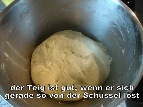 Rezept: geflochtene Hefeteig Variationen Bild Nr. 6 geflochtene Hefeteig Variationen - Rezept - Bild Nr. 6