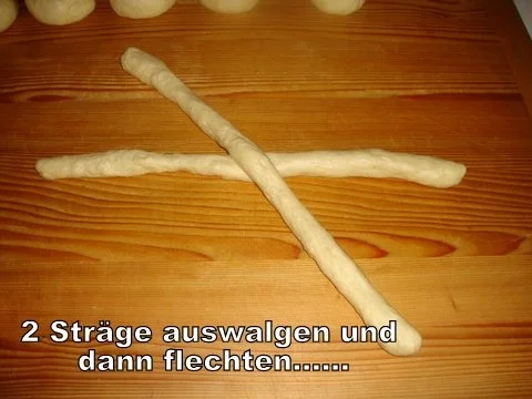 Rezept: geflochtene Hefeteig Variationen Bild Nr. 13 geflochtene Hefeteig Variationen - Rezept - Bild Nr. 13