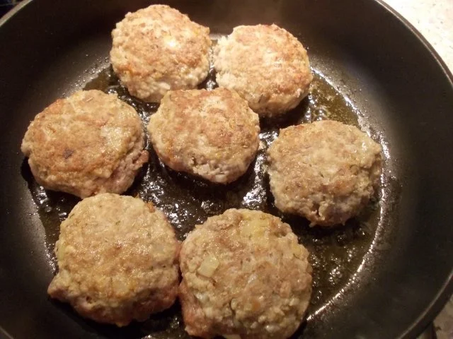 Rezept: Frikadellen auf mediterrane Art Bild Nr. 7 Frikadellen auf mediterrane Art - Rezept - Bild Nr. 7