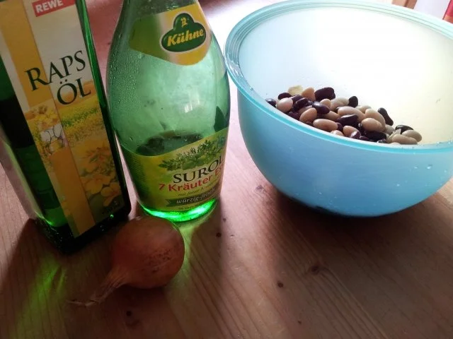 Salat von weißen Riesen-und Kidneybohnen süß-sauer - Rezept - Bild Nr. 3