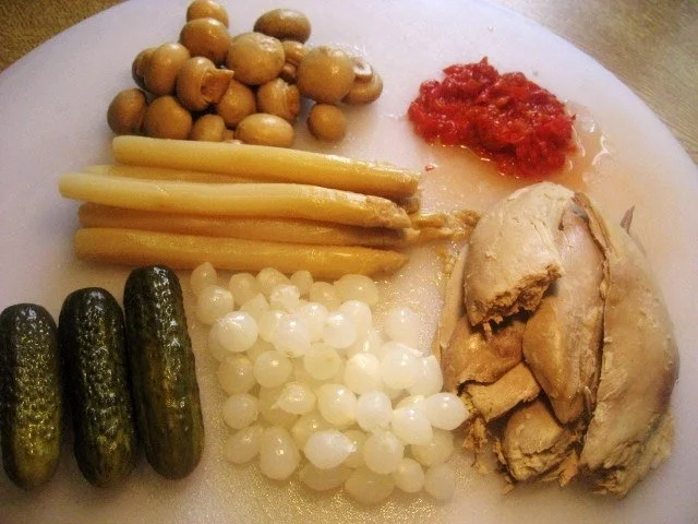 Rezept: Salat vom Suppenhuhn - ohne Mayonnaise ... Bild Nr. 4 Salat vom Suppenhuhn - ohne Mayonnaise ... - Rezept - Bild Nr. 4