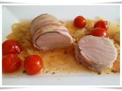 Rezept: Schweinefilet im Salbei-Speckmantel Bild Nr. 2 Schweinefilet im Salbei-Speckmantel - Rezept - Bild Nr. 2