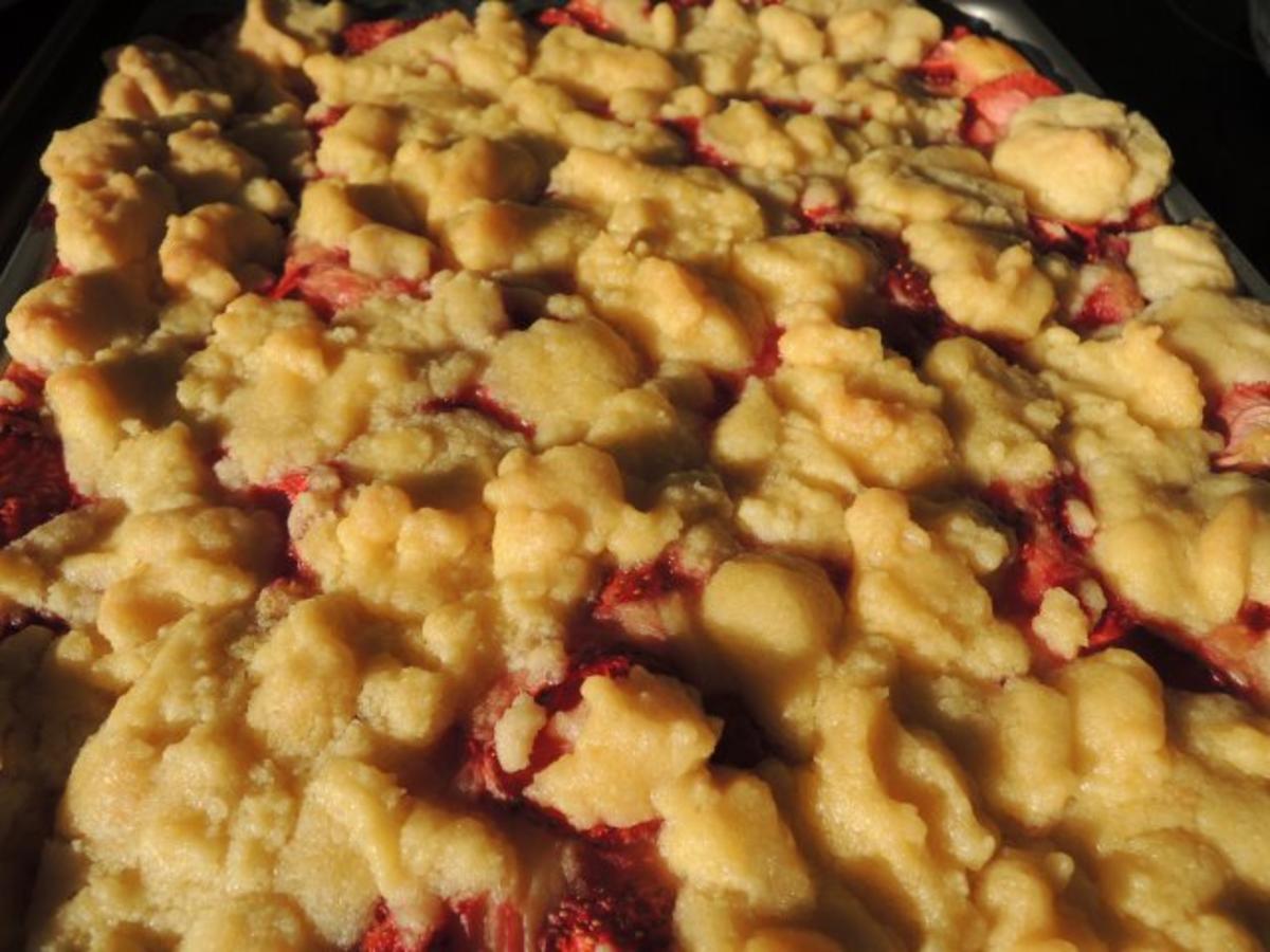 Erdbeer - Pudding - Streusel - Kuchen - Rezept - Bild Nr. 3