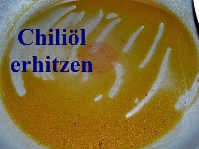 Sisserl's ~ scharfe Zwiebelauflage - Rezept - Bild Nr. 5