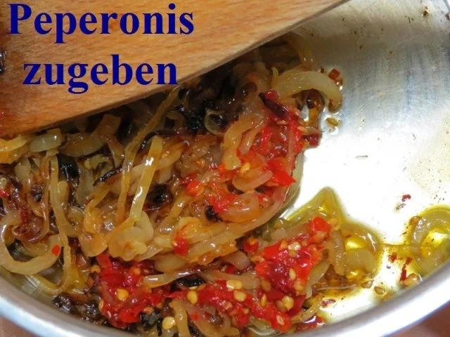 Sisserl's ~ scharfe Zwiebelauflage - Rezept - Bild Nr. 8