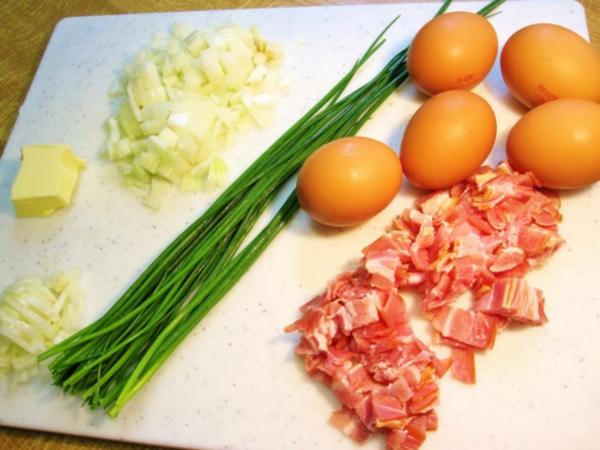 Rührei mit Speck und Zwiebeln ... - Rezept - kochbar.de