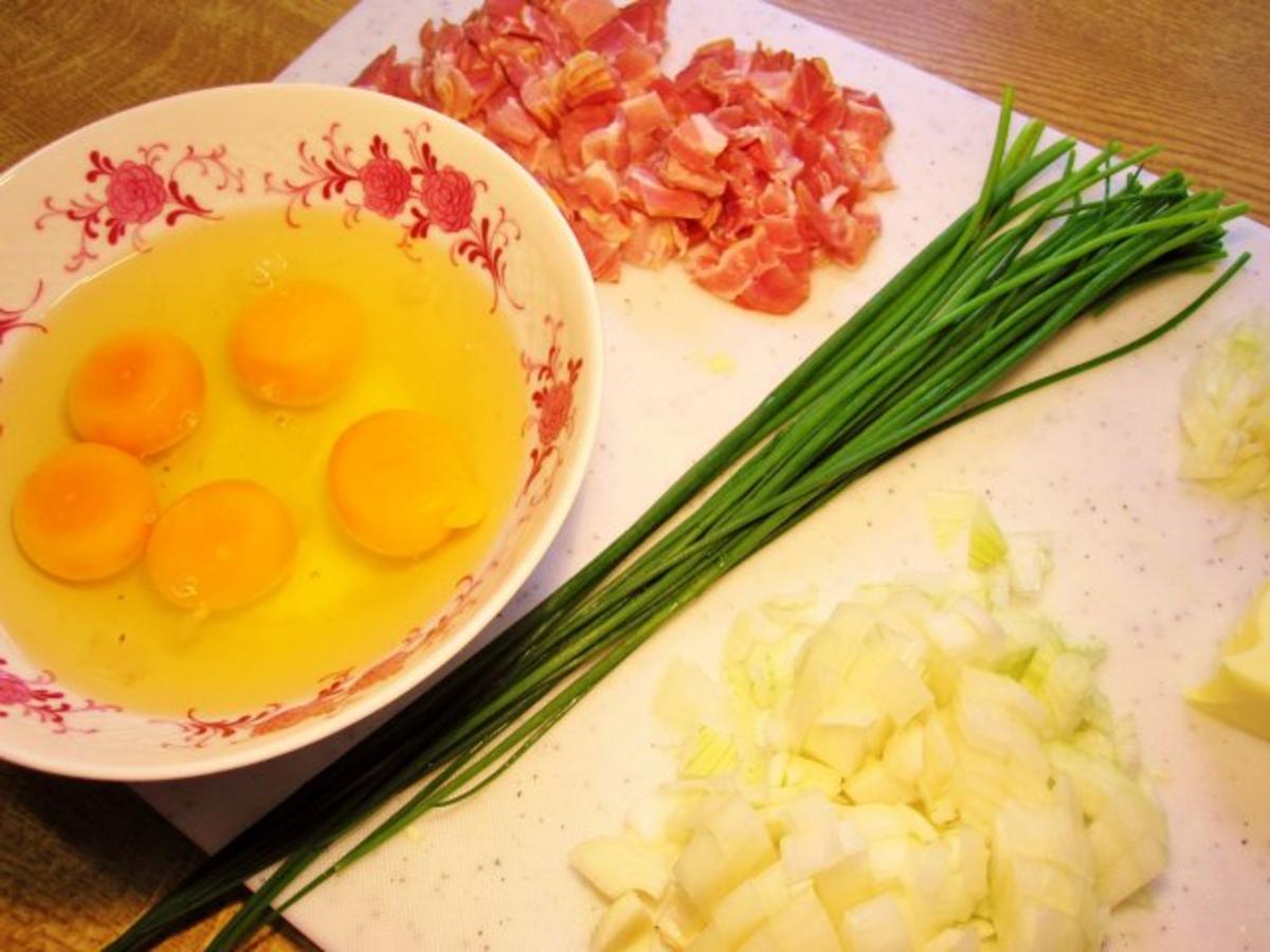 Rührei mit Speck und Zwiebeln ... - Rezept - kochbar.de