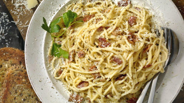 Spaghetti Carbonara Der Italienische Klassiker Rezept Mit Video Kochbar De