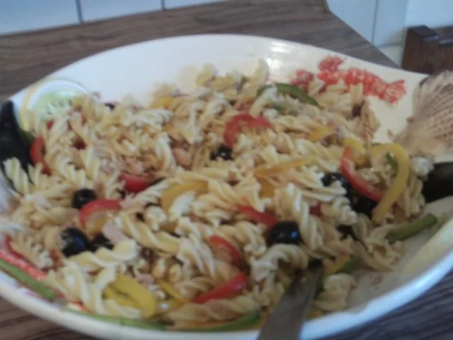 Nudelsalat mit Thunfisch - Rezept