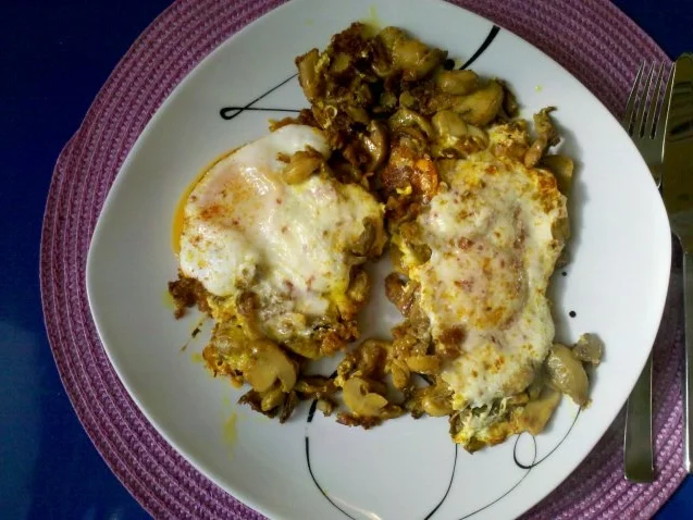 Eier: Berbere-Champis mit Spiegelei - Rezept - Bild Nr. 9