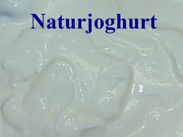 Rezept: Sisserl's ~ Erdbeerjoghurt Bild Nr. 3 Sisserl's ~ Erdbeerjoghurt - Rezept - Bild Nr. 3