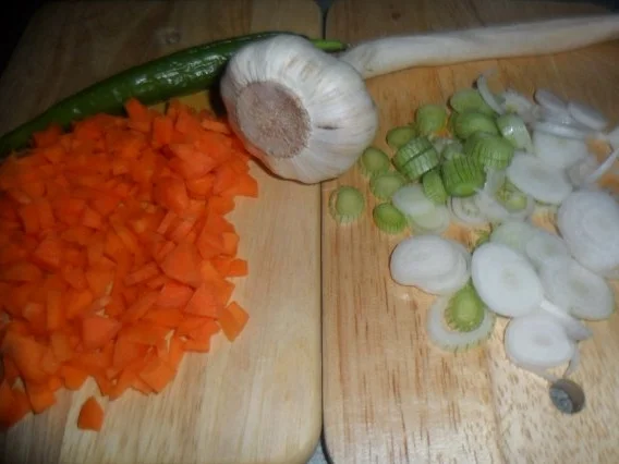 Rezept: knofisuppe mit viel spinat-wirkungsvoll wie köstlich und einfach,vorsuppe Bild Nr. 2 knofisuppe mit viel spinat-wirkungsvoll wie köstlich und einfach,vorsuppe - Rezept - Bild Nr. 2