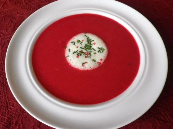 Rezept: Rote Bete - Cappuccino mit Wasabi - Schaum Bild Nr. 4 Rote Bete - Cappuccino mit Wasabi - Schaum - Rezept - Bild Nr. 4