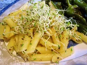 Nudeln - heute mit Sprossen ... - Rezept