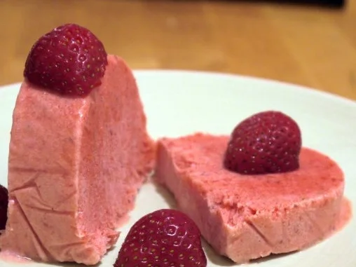 Erdbeer-Parfait - Rezept