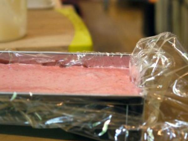 Erdbeer Parfait - einfach - 79 kcal/100g